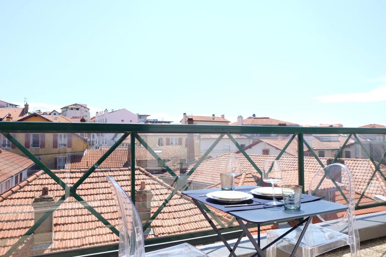 Magnifique Appartement, En Hyper Centre, Avec Terrasse Et Place De Parking Biarritz Exterior photo